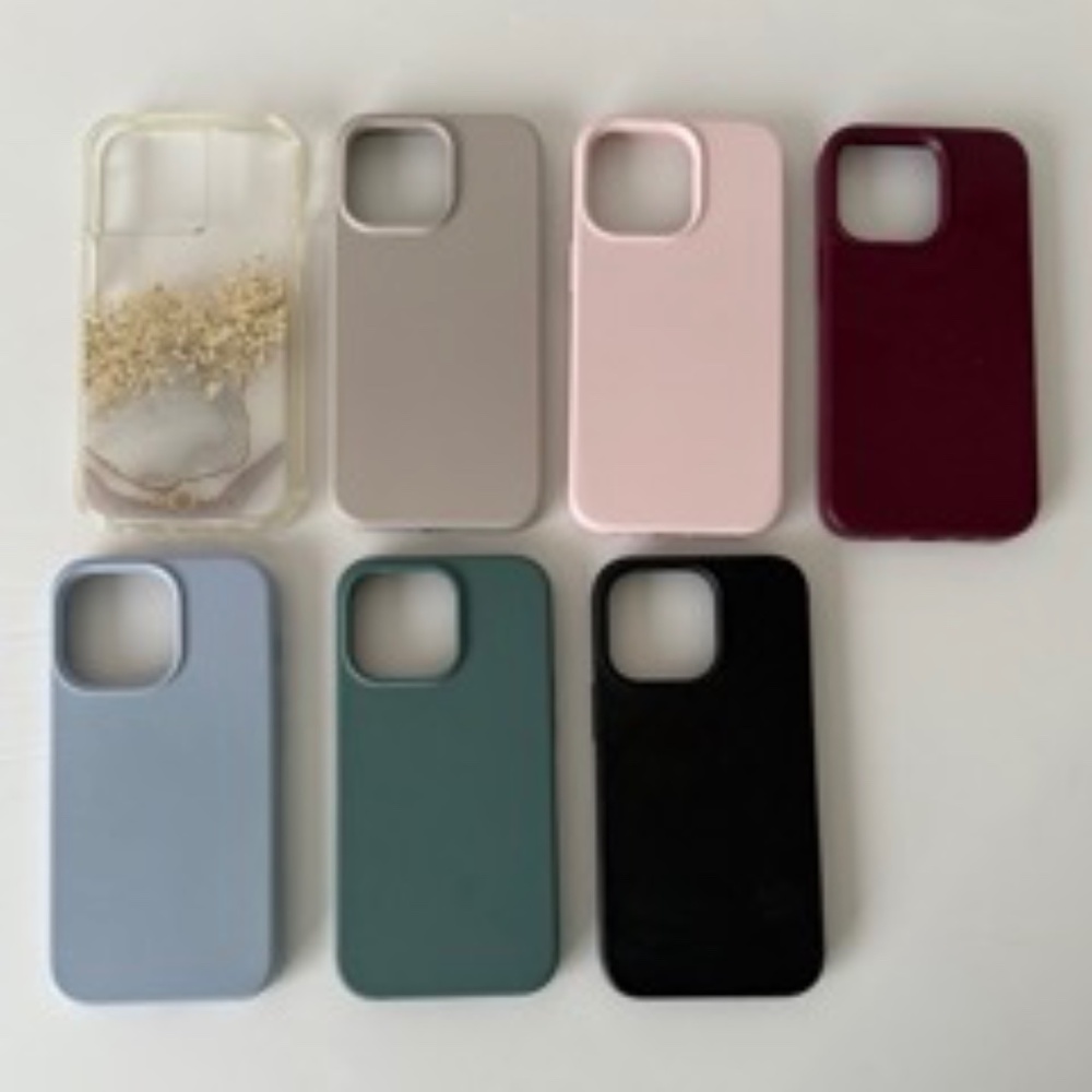 Bundle of 7 iPhone 13 Pro Cases